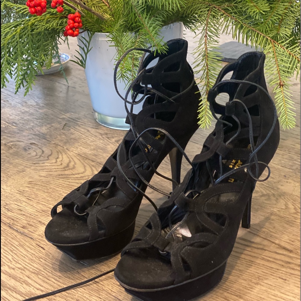 Gorgeous worn once YSL heels (bought in Paris!)